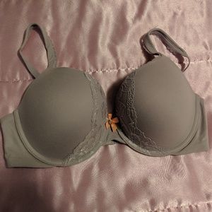Body by Victoria nwt 36 d